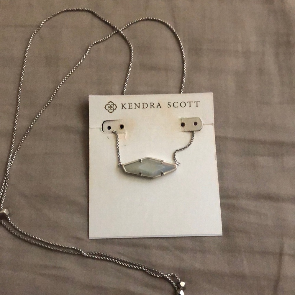 Kendra Scott Necklace